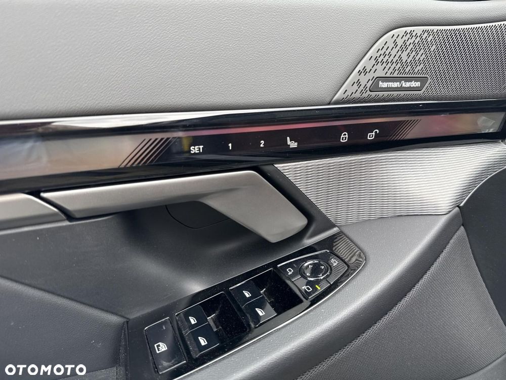 BMW Seria 5 - 26