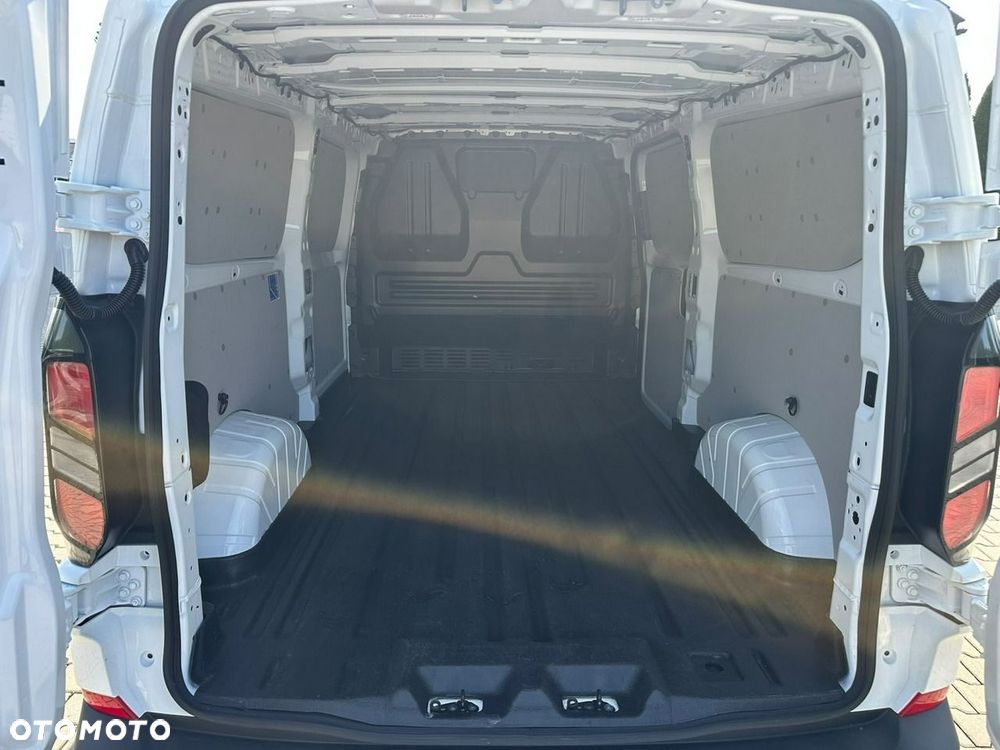 Ford Transit Custom - 12