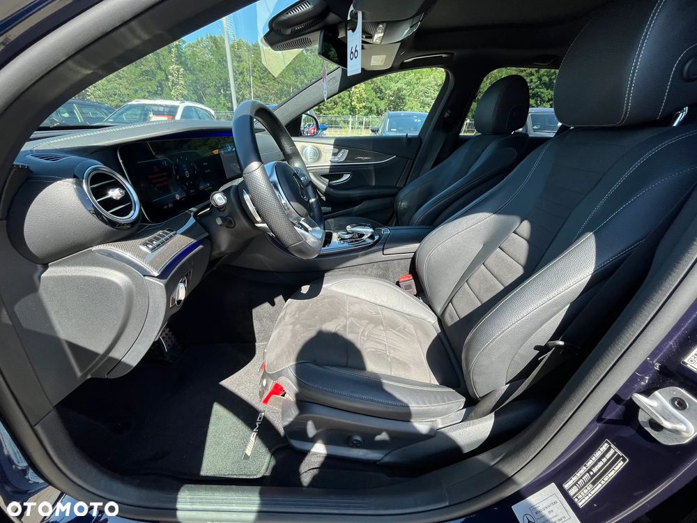 Mercedes-Benz Klasa E - 12