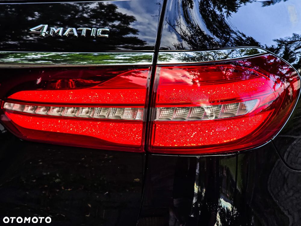 Mercedes-Benz Klasa E 220 d 9G-TRONIC - 11