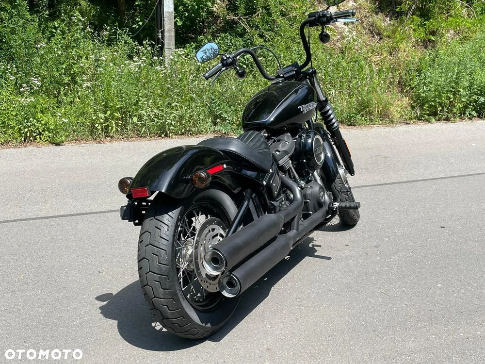 Harley-Davidson Softail Street Bob - 9