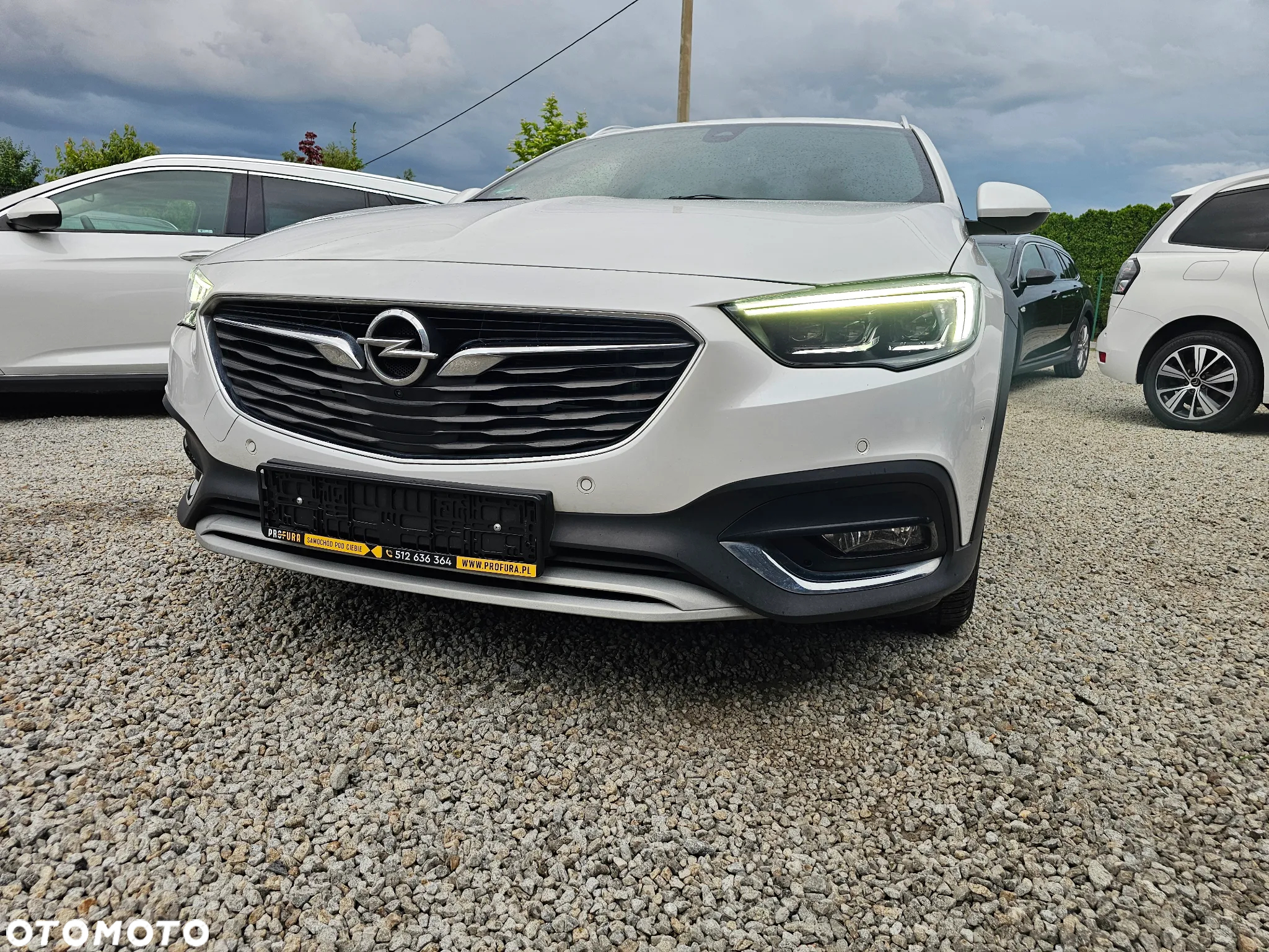 Opel Insignia 2.0 T 4x4 Exclusive S&S - 3