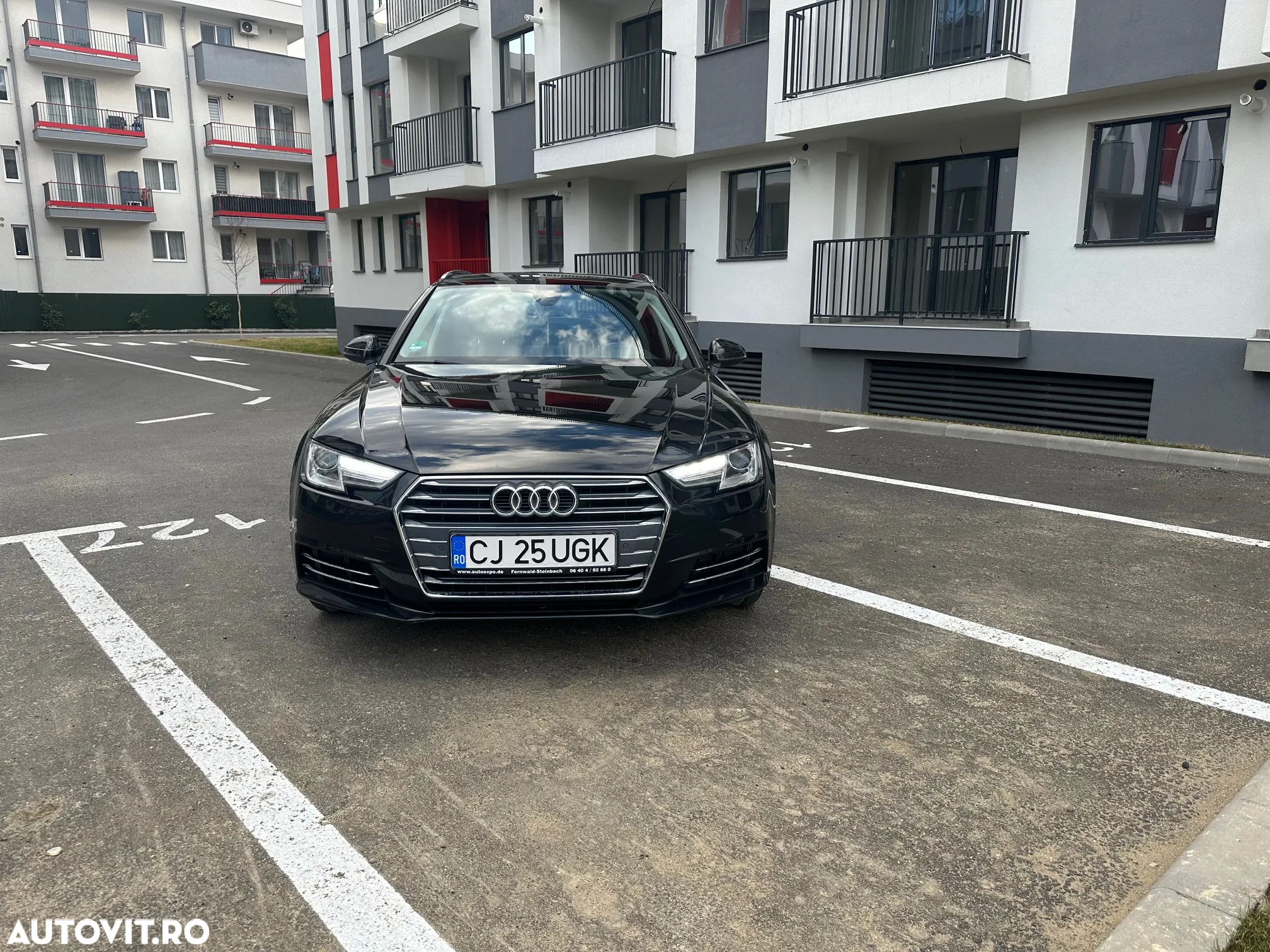 Audi A4 Avant 2.0 TDI ultra S tronic - 23