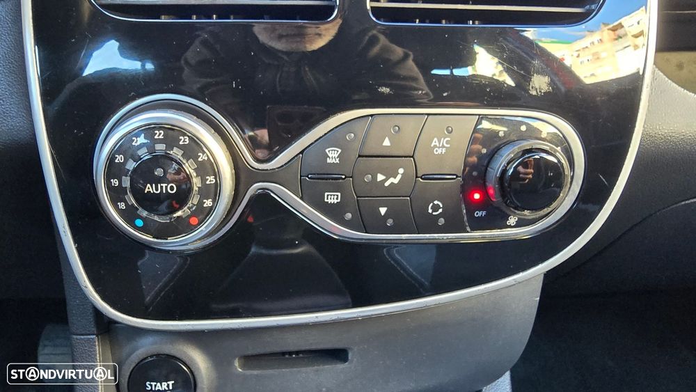 Renault Clio Sport Tourer 1.5 dCi Limited - 27