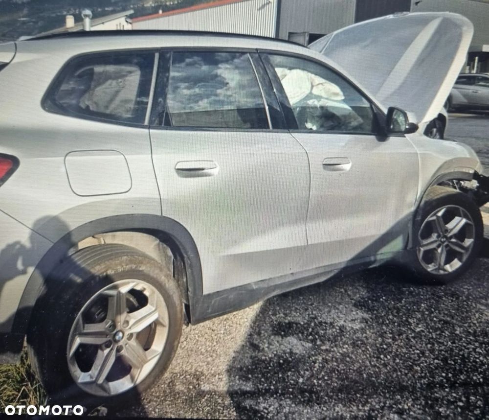 BMW X1 2024 photo 2
