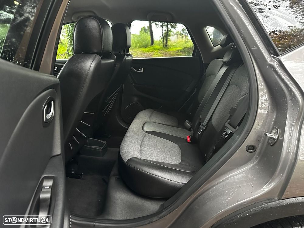 Renault Captur TCe 100 INTENS - 11