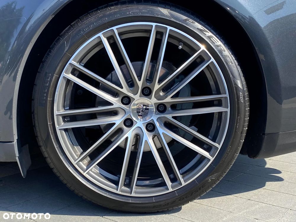Porsche Panamera 4S Diesel - 21