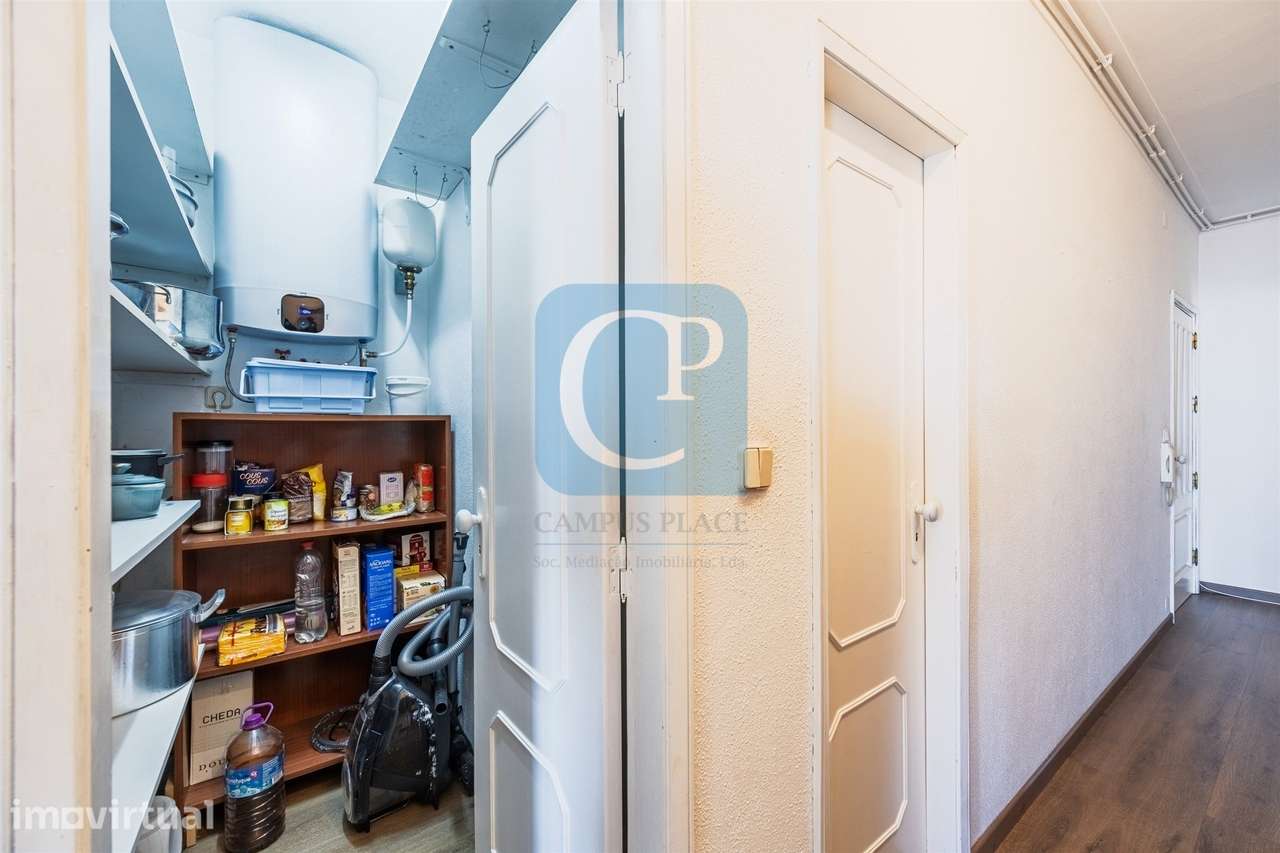 Apartamento T3 renovado com lugar de garagem em Vilar do Paraíso - Grande imagem: 4/22