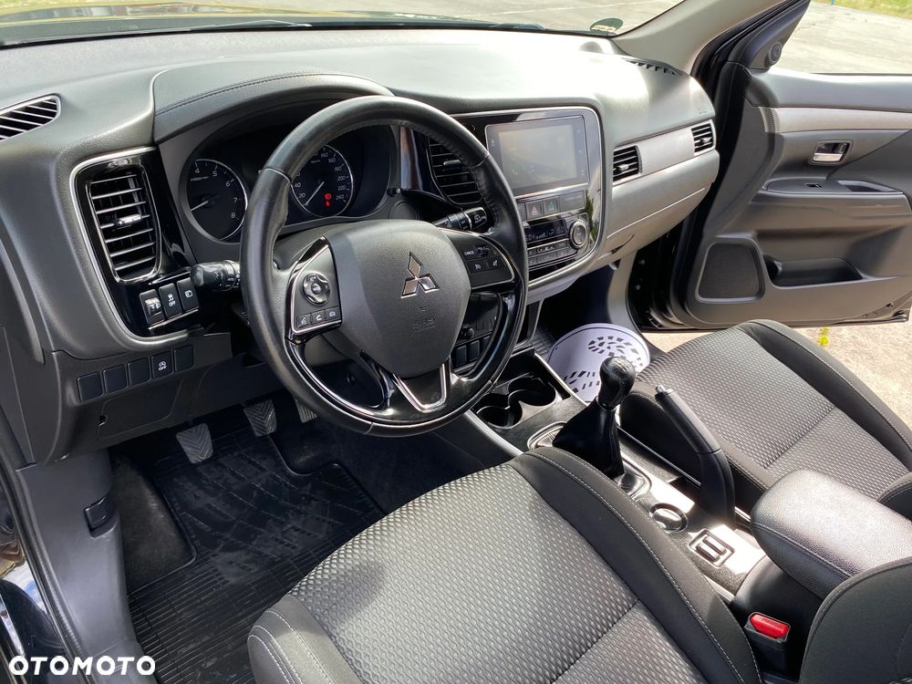 Mitsubishi Outlander 2.0 City Style 2WD - 15