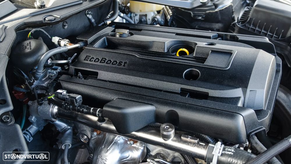 Ford Mustang 2.3i EcoBoost - 13