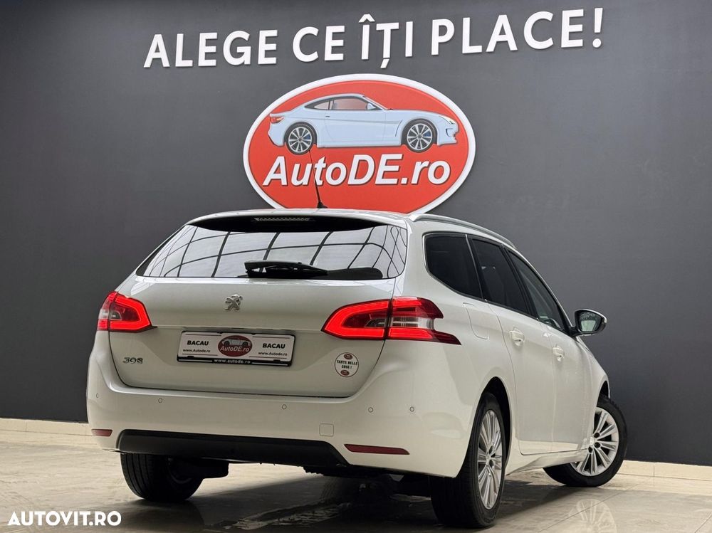 Peugeot 308 - 4