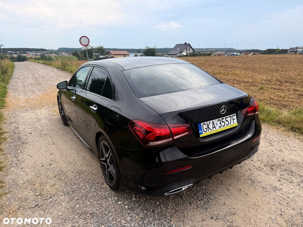 Mercedes-Benz Klasa A 220 AMG Line 7G-DCT - 4