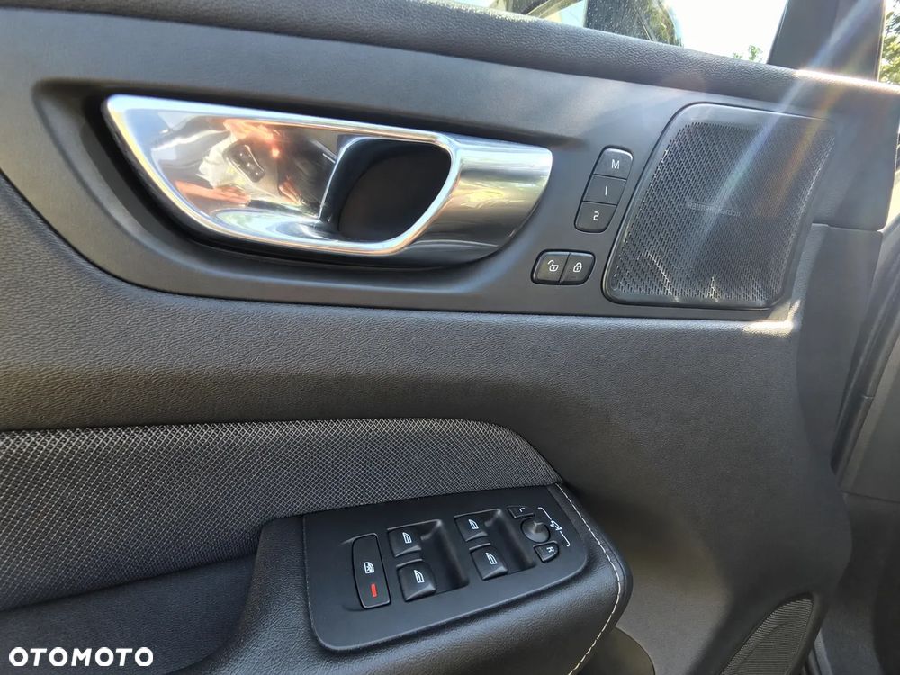 Volvo XC 60 - 20