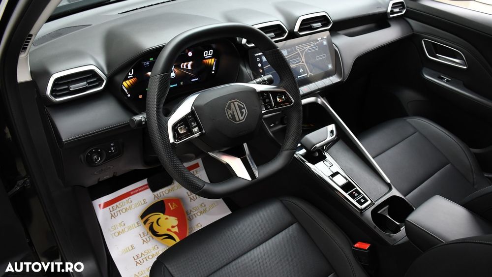 MG ZS HEV Hybrid+ Luxury - 14
