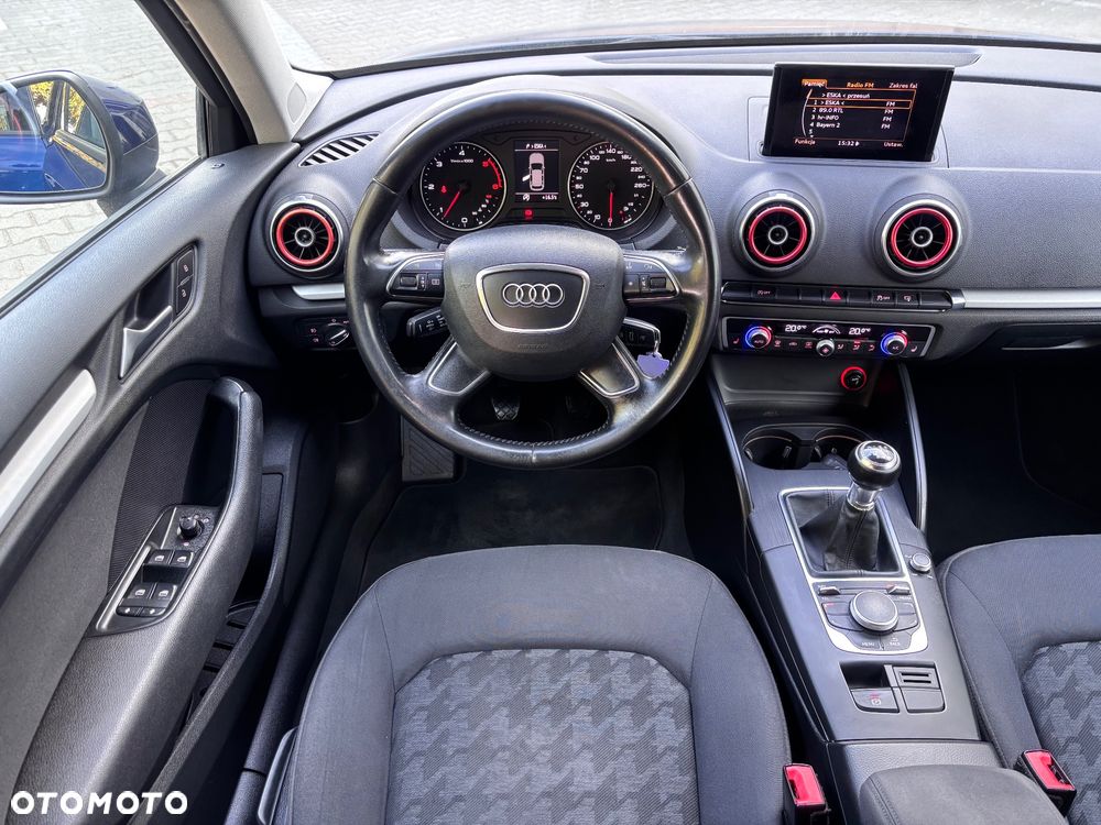 Audi A3 Sportback 2.0 TDI sport - 16