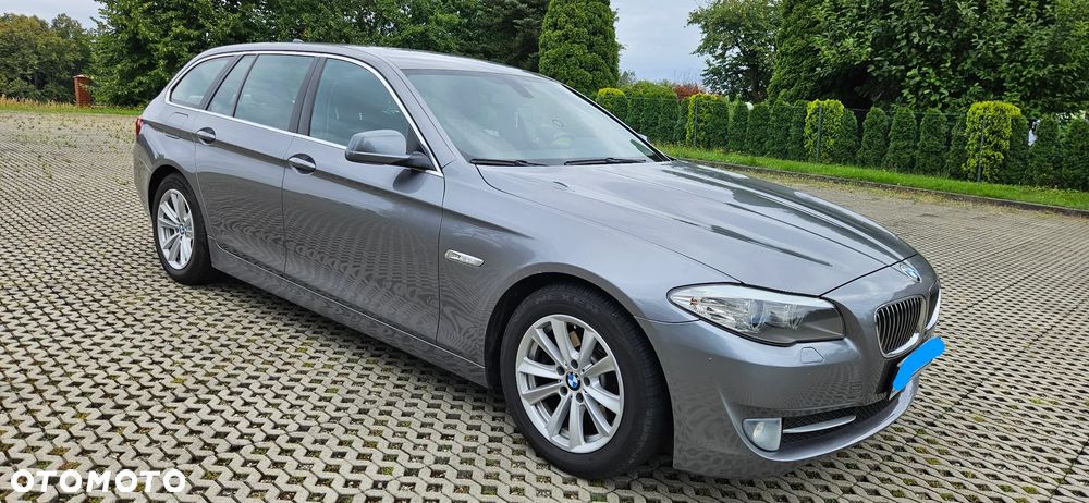 BMW Seria 5 520d xDrive Luxury Line - 11