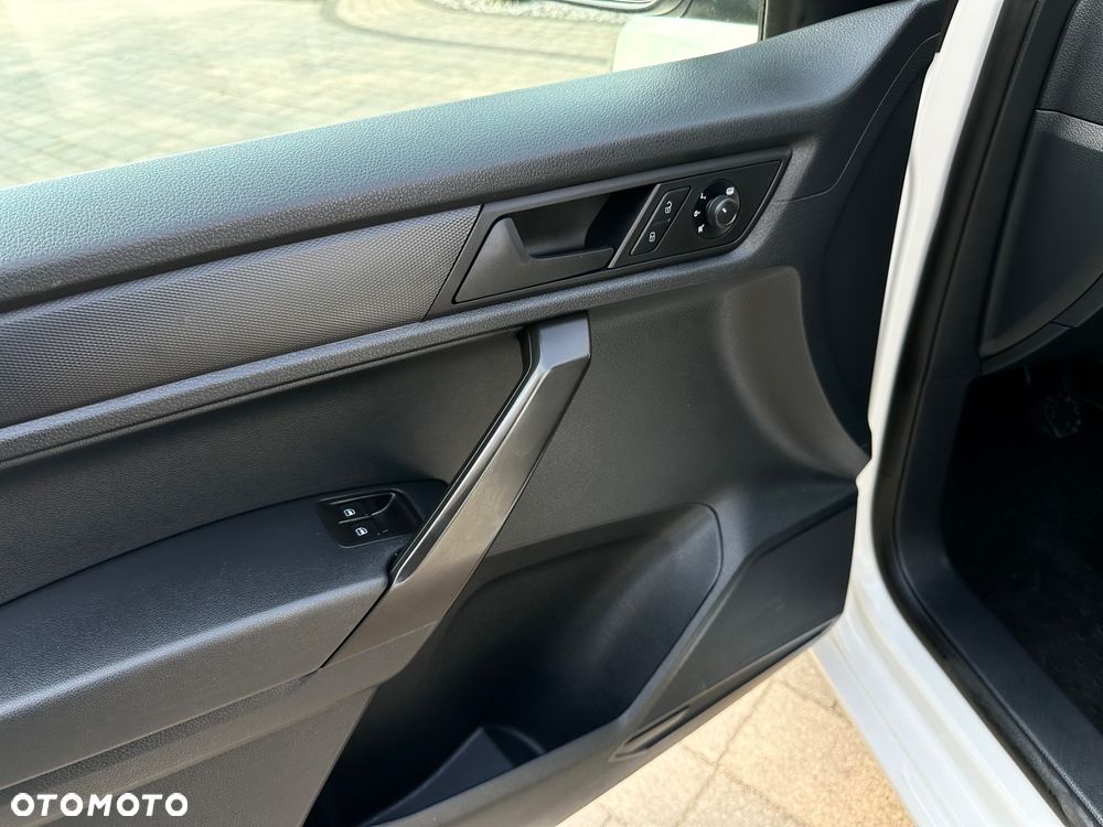 Volkswagen Caddy - 17