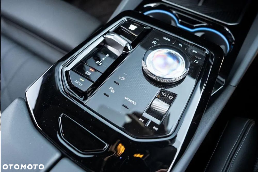 BMW Seria 5 520d mHEV M Sport - 13