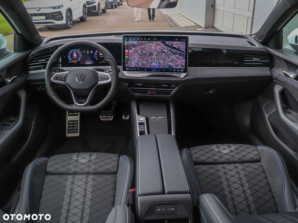 Volkswagen Passat - 19