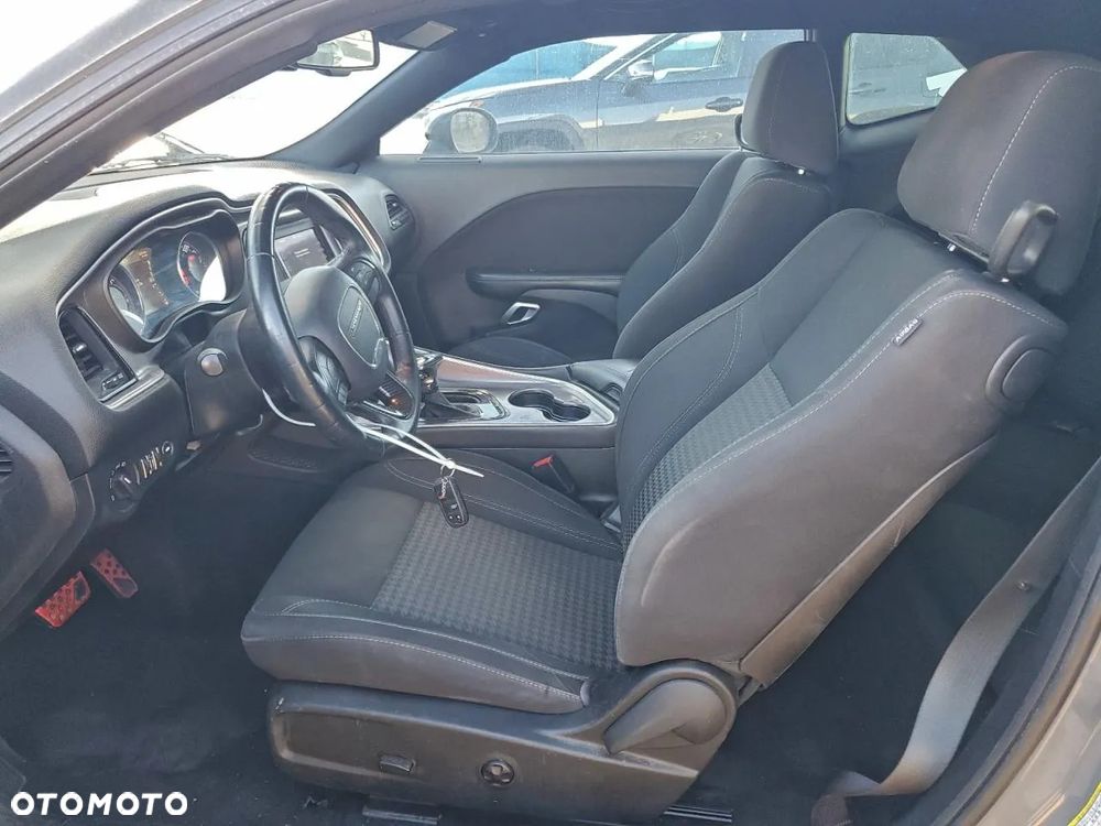 Dodge Challenger 3.6 SXT - 8