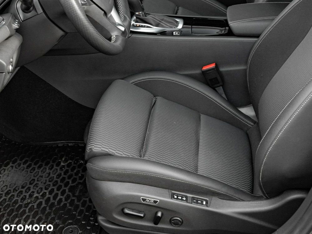 Opel Insignia 2.0 CDTI Business Elegance S&S - 13