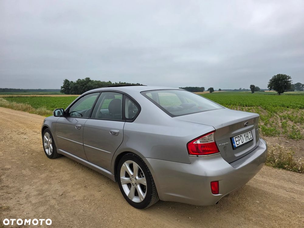 Subaru Legacy - 3