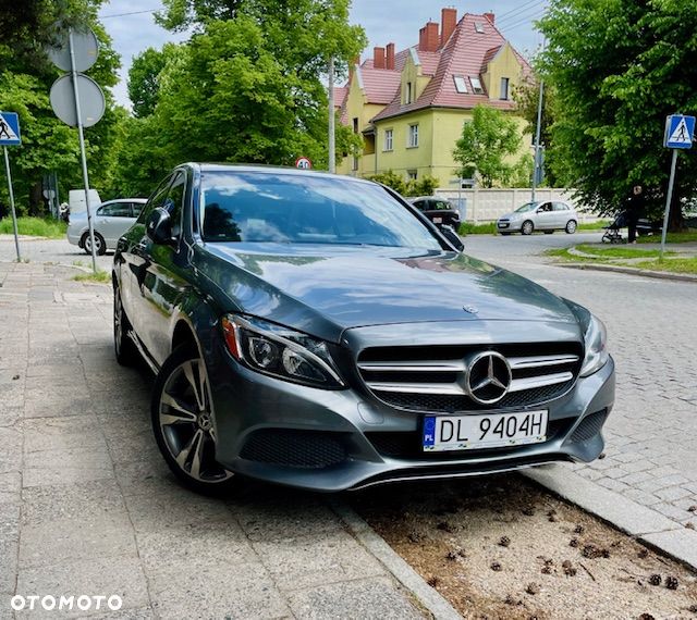 Mercedes-Benz Klasa C 300 9G-TRONIC Edition - 1