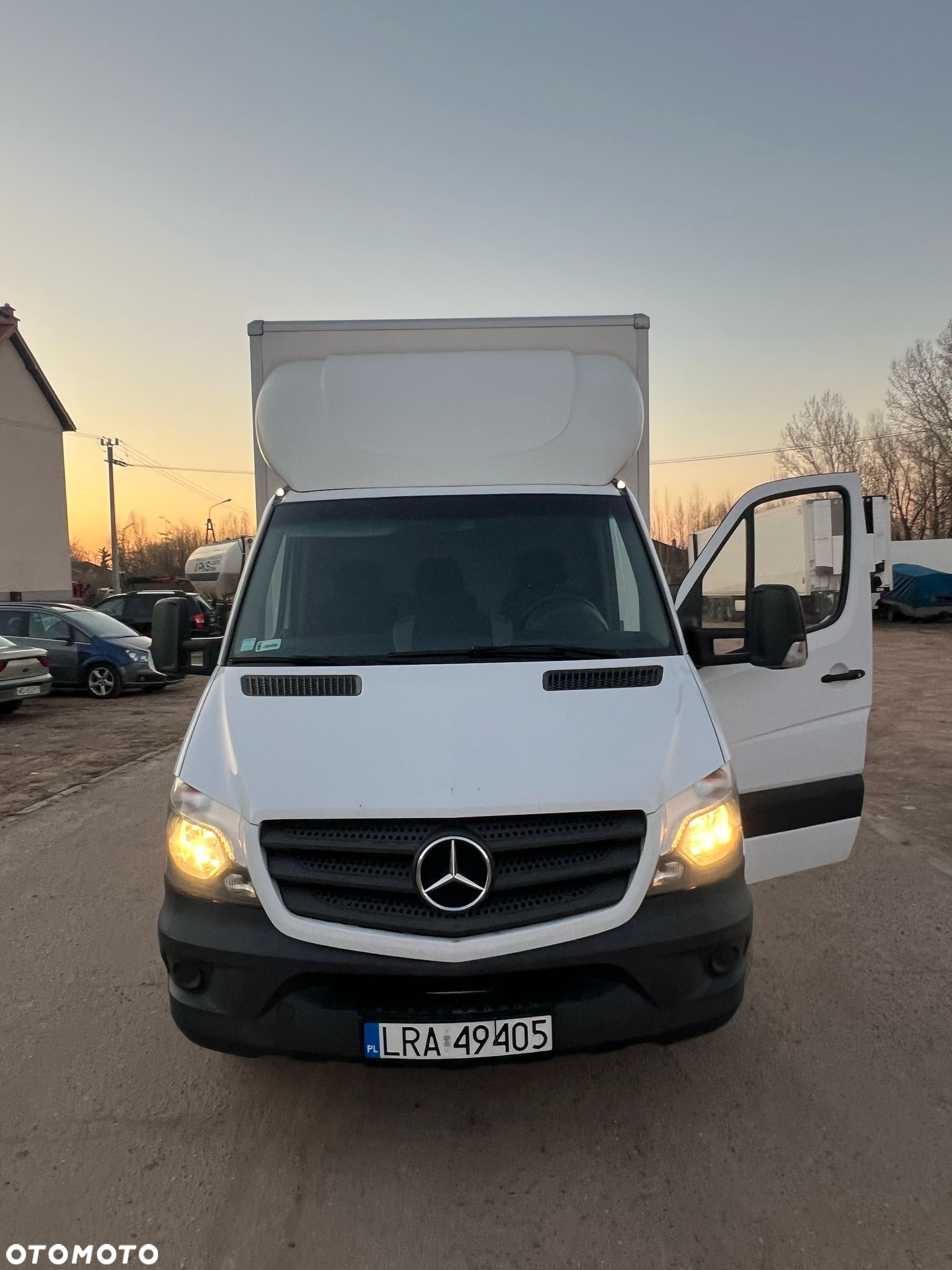 Mercedes-Benz Sprinter - 2