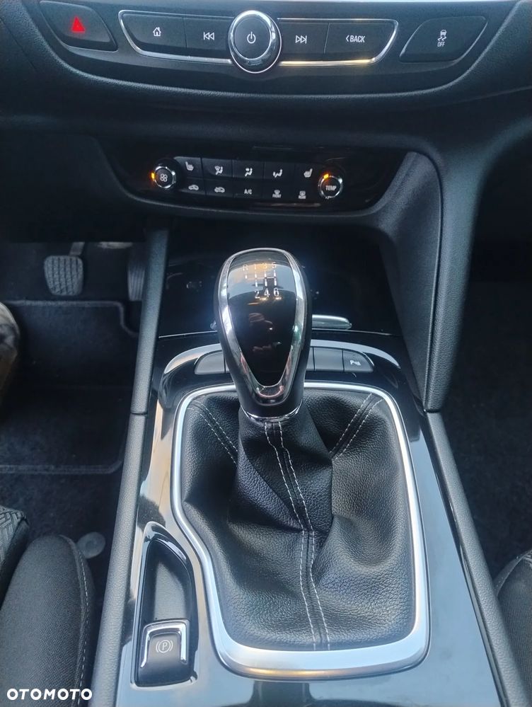 Opel Insignia 2.0 - 12