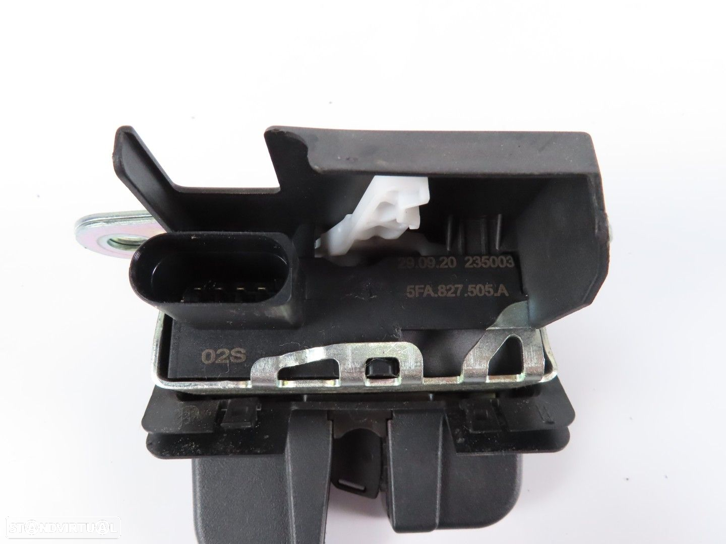 Fecho da mala Usado / Original SEAT LEON IV (KL1) 5FA827505A - 3
