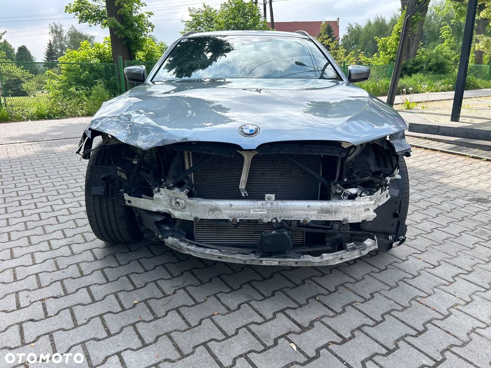 BMW Seria 5 520d xDrive Sport Line - 7