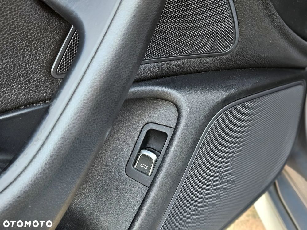 Audi A6 Avant 3.0 TDI Quattro S tronic - 23