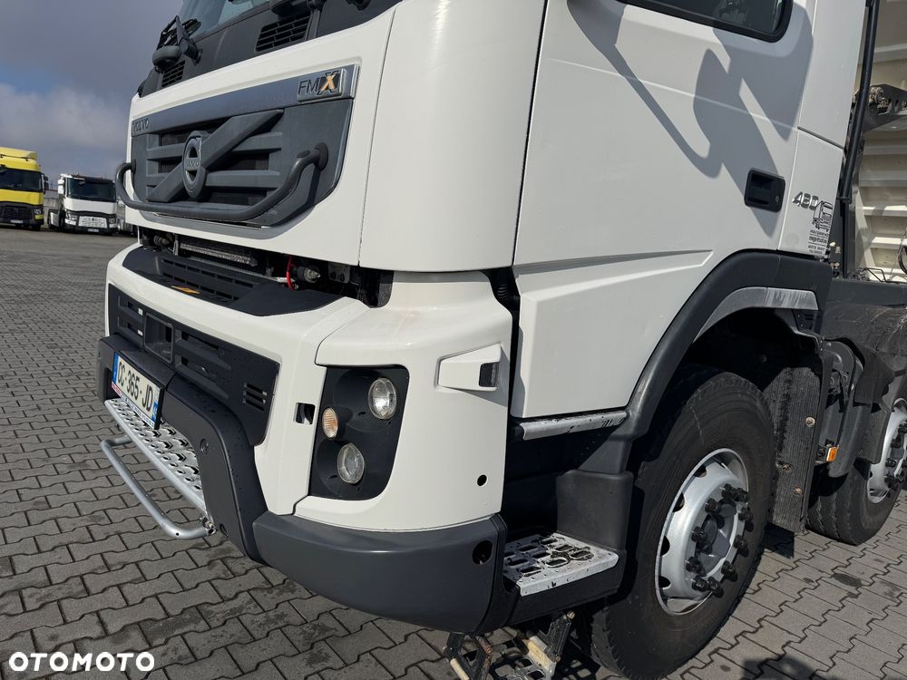 Volvo FMX 460 13L 8x4 MEILLER HYDROBURTA ładne i zadbane - 24