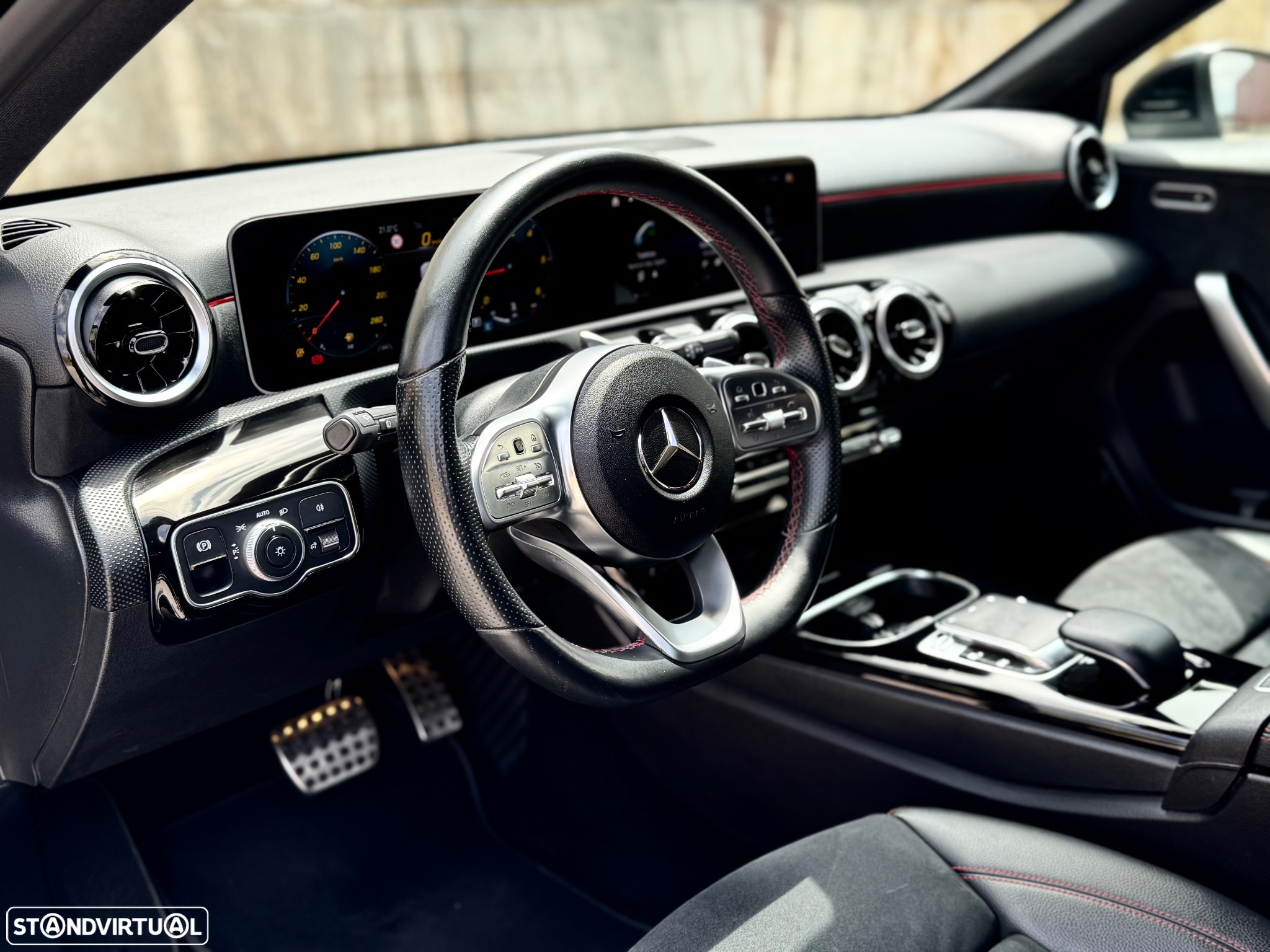 Mercedes-Benz A 180 d 7G-DCT AMG Line - 13