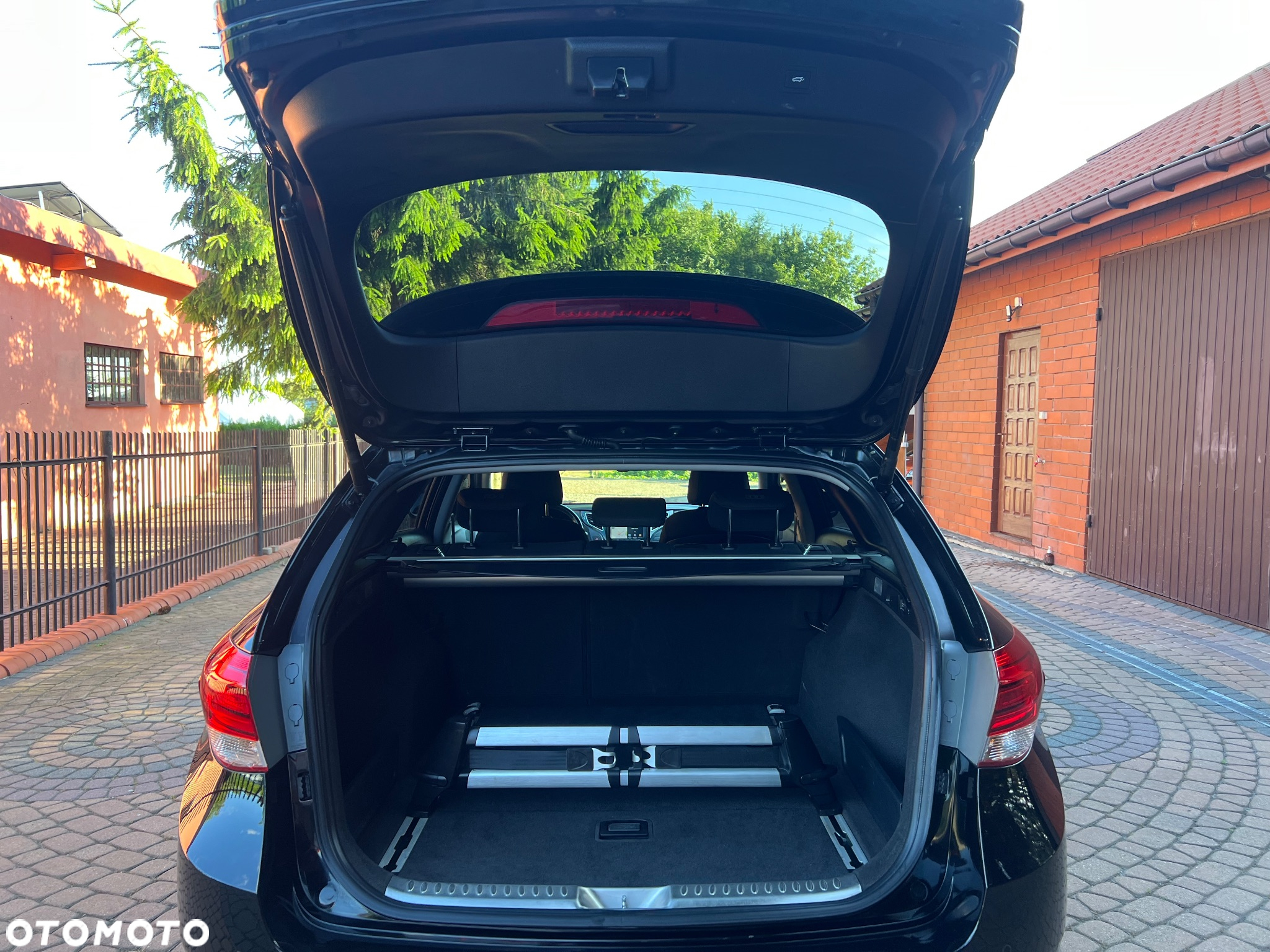 Hyundai i40 Kombi 1.7 CRDi Premium - 18
