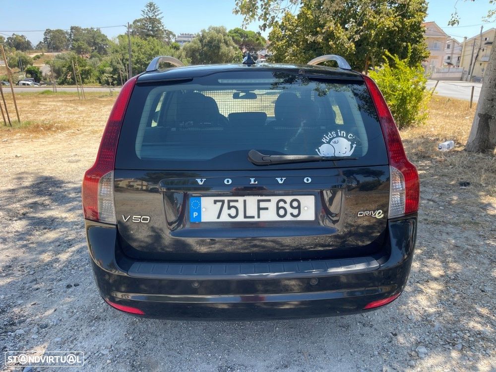 Volvo V50 2011 photo 5