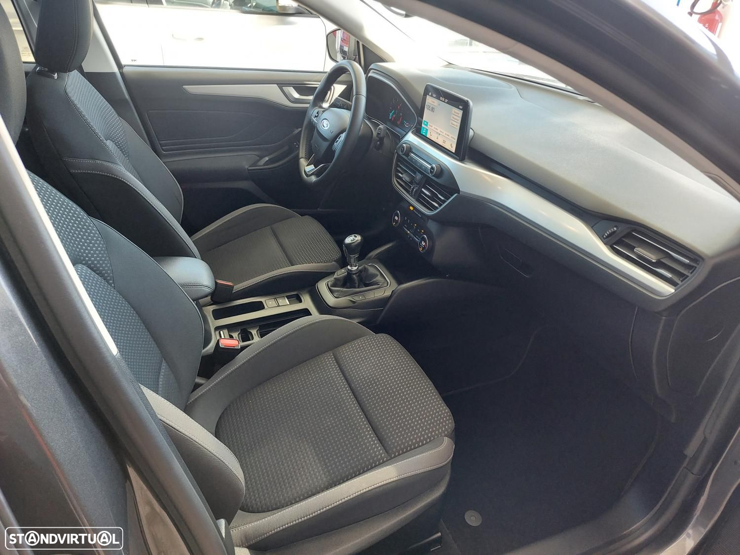 Ford Focus 1.5 TDCi EcoBlue Business - 40
