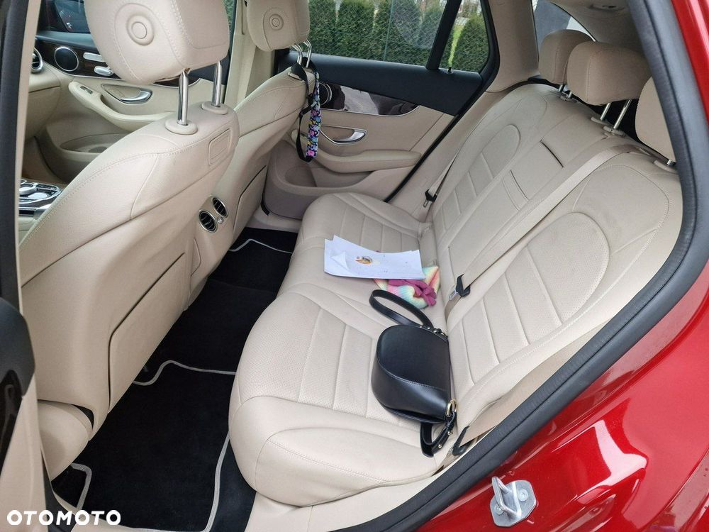 Mercedes-Benz GLC - 7