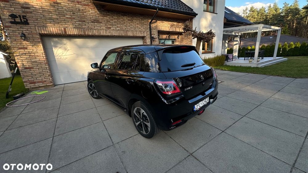 Suzuki Swift - 4