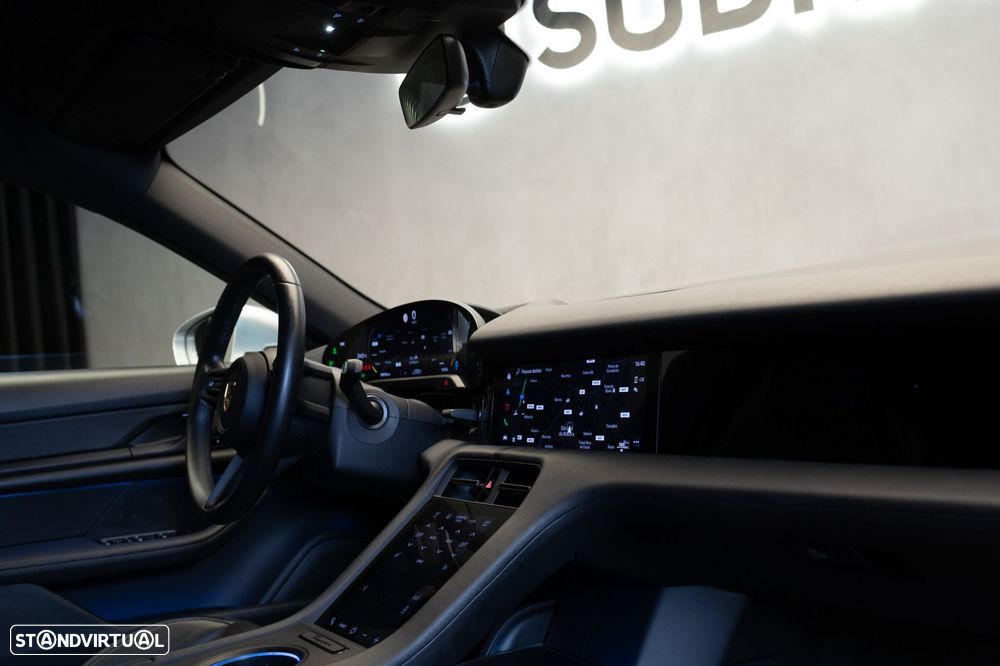 Porsche Taycan 4S Bateria Performance Plus - 36