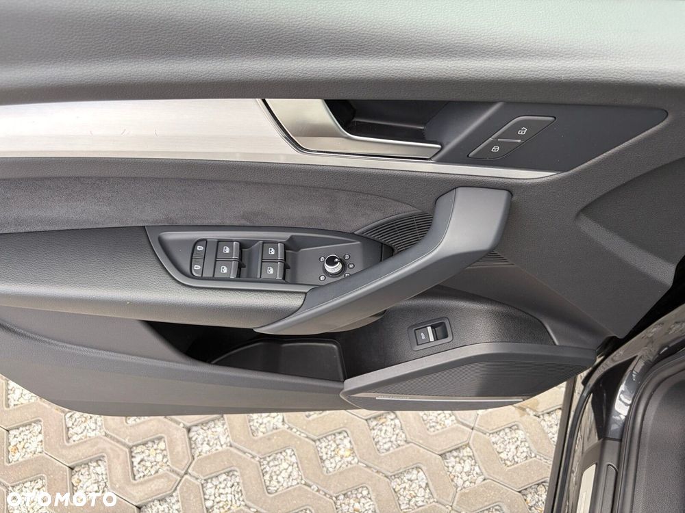 Audi Q5 Sportback - 11