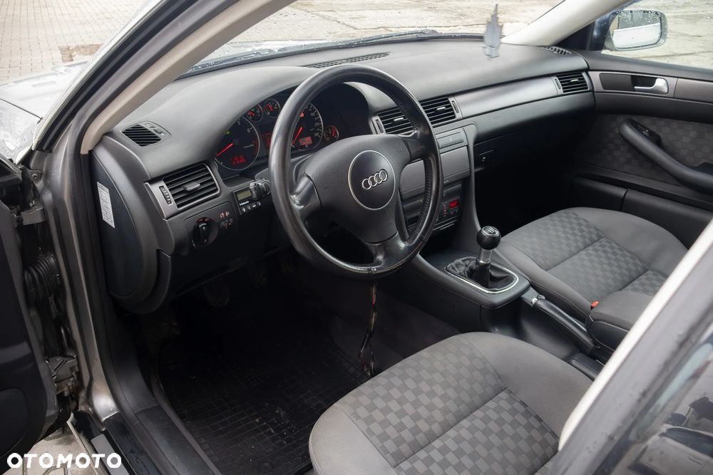 Audi A6 Avant 1.8T - 14