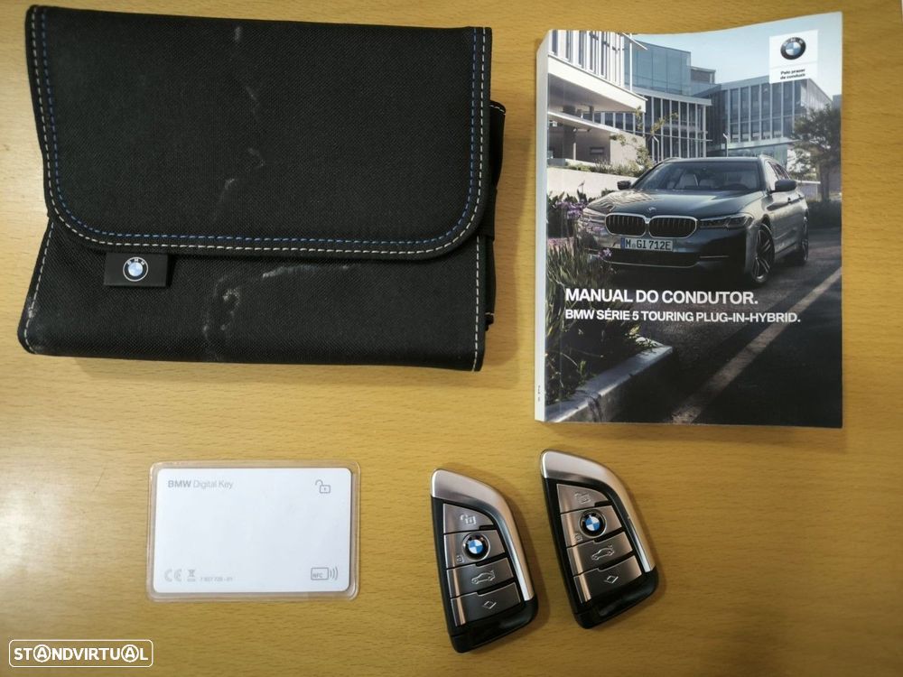 BMW 520 e Pack M - 24