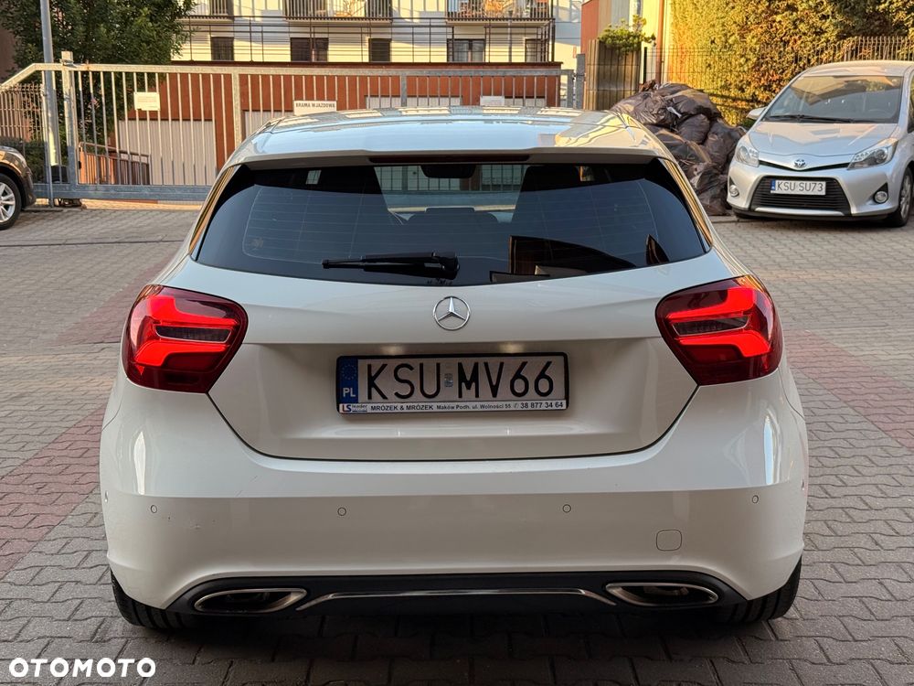 Mercedes-Benz Klasa A 180 (BlueEFFICIENCY) 7G-DCT AMG Sport - 4