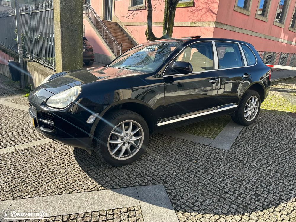 Porsche Cayenne Tiptronic - 1