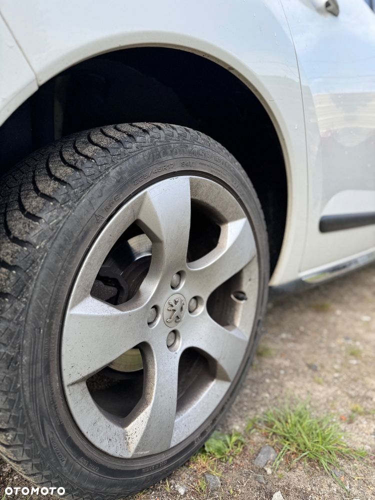 Peugeot 3008 2.0 HDi Allure - 12