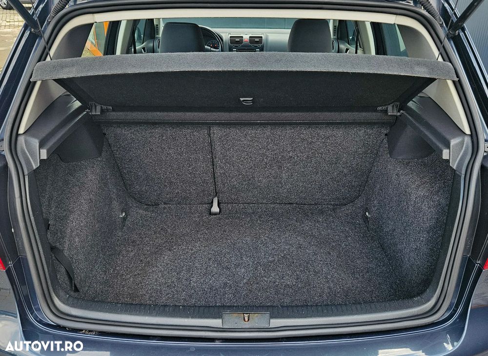 Volkswagen Golf - 12