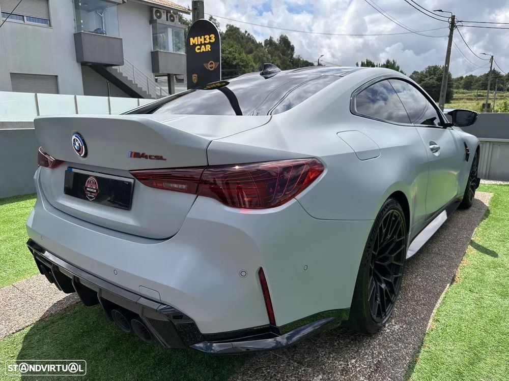 BMW M4 CSL - 11