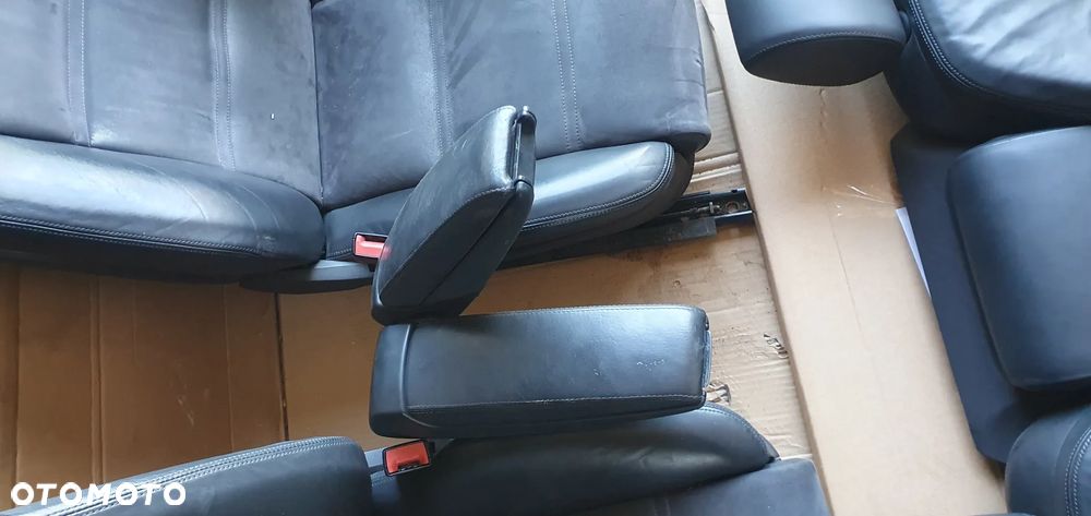 Fotele kanapa boczki komplet półskóra alcantara elektryczne Audi A8 D3 - 6