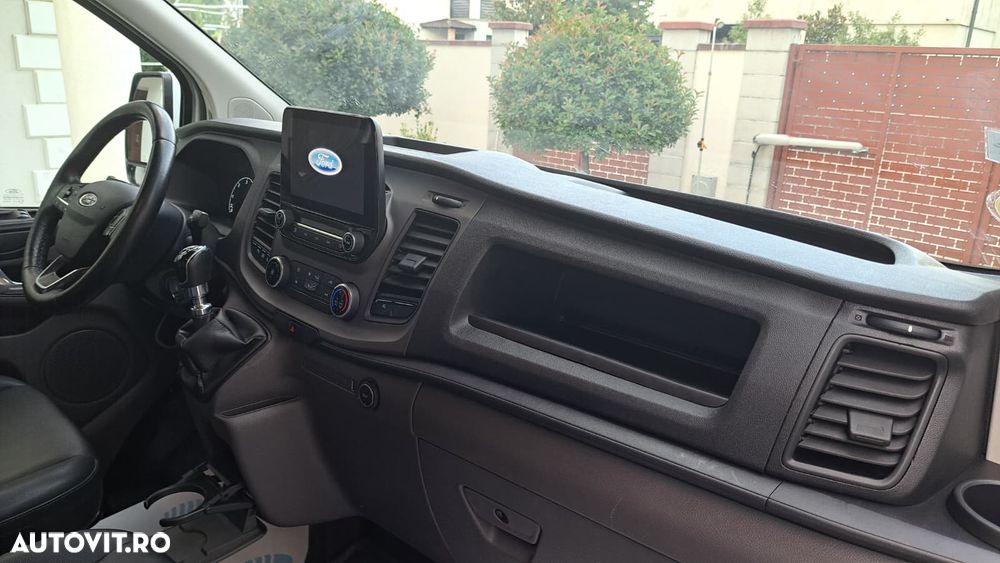 Ford CUSTOM VAN TREND L1H1 FWD - 23